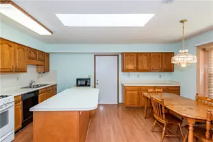 1830 Primrose Ln, Fairborn, OH 45324 - Photo 8