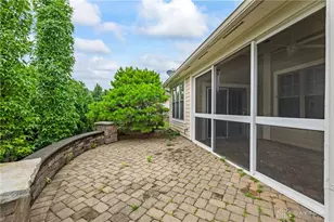 435 Springs Blvd, Springboro, OH 45066 - Photo 12
