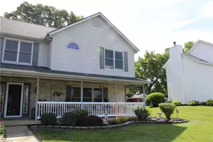 1070 Winston Ln, Tipp City, OH 45371 - Photo 8