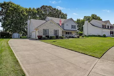 1070 Winston Lane, Tipp City, OH 45371 - Photo 2