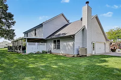 1070 Winston Lane, Tipp City, OH 45371 - Photo 8