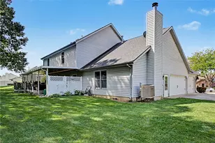 1070 Winston Ln, Tipp City, OH 45371 - Photo 8