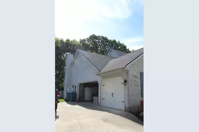 1070 Winston Lane, Tipp City, OH 45371 - Photo 10