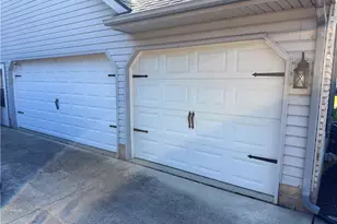 1070 Winston Ln, Tipp City, OH 45371 - Photo 12