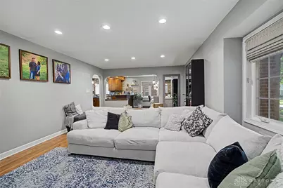 333 Thruston Boulevard, Oakwood, OH 45419 - Photo 10