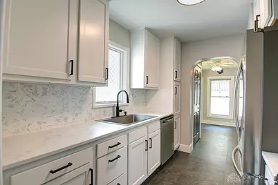 523 Watervliet Avenue, Dayton, OH 45420 - Photo 6