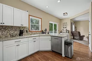 2675 Walnut Ridge Dr, Troy, OH 45373 - Photo 18