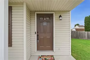 8704 Butterfield Ct, Franklin Twp, OH 45005 - Photo 4