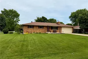 58 Janet Ave, Carlisle, OH 45005 - Photo 2