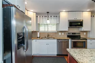 2691 Pentley Pl, Kettering, OH 45429 - Photo 8