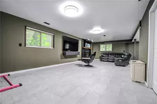 2425 Westlawn Dr, Kettering, OH 45440 - Photo 38