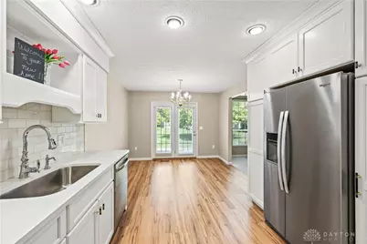 908 Cambridge Circle, Troy, OH 45373 - Photo 12