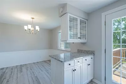 3636 Charlotte Mill Drive, West Carrollton, OH 45439 - Photo 8