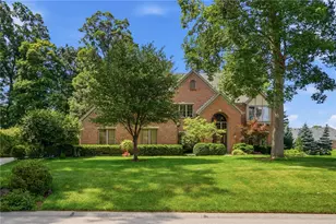 2534 Oakmoor Ln, Miami Township, OH 45459 - Photo 4