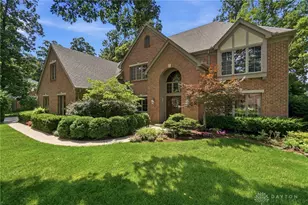 2534 Oakmoor Ln, Miami Township, OH 45459 - Photo 8