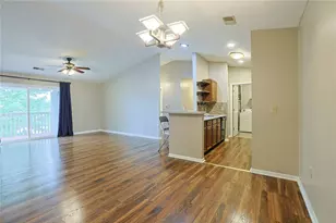 6635 Brigham Sq, Centerville, OH 45459 - Photo 8