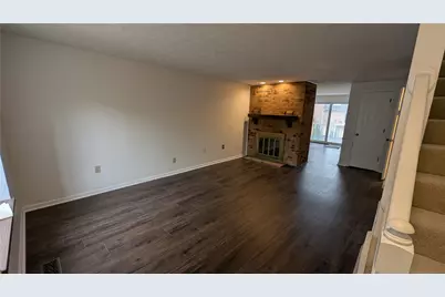 2633 S Kings Arms Circle, Centerville, OH 45440 - Photo 2