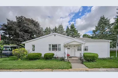 1302 N Yellow Springs Street, Springfield, OH 45504 - Photo 1