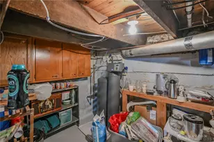 1302 N Yellow Springs St, Springfield, OH 45504 - Photo 20