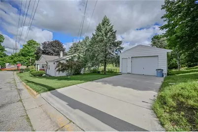 1302 N Yellow Springs Street, Springfield, OH 45504 - Photo 22