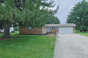 3432 Carol Ann Ln, Middletown, OH 45044 - Photo 1