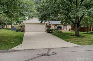 630 Clareridge Ln, Centerville, OH 45458 - Photo 2
