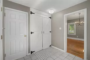 300 Wiltshire Blvd, Oakwood, OH 45419 - Photo 14