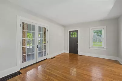 300 Wiltshire Boulevard, Oakwood, OH 45419 - Photo 8
