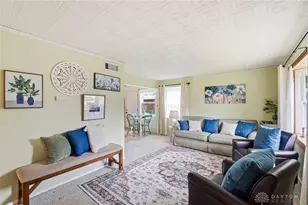 1611 Garwood Dr, Dayton, OH 45432 - Photo 8