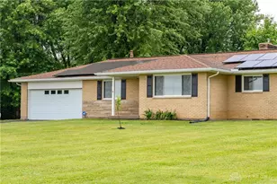 2676 Waynesville Jamestown Rd, Caesarcreek Twp, OH 45385 - Photo 6