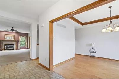 1424 Cole Court, Vandalia, OH 45377 - Photo 8