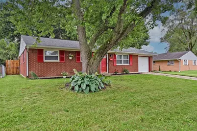 136 Bronwood Street, New Lebanon, OH 45345 - Photo 2
