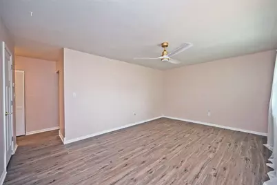 136 Bronwood Street, New Lebanon, OH 45345 - Photo 4