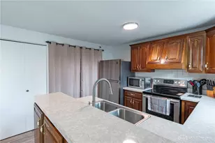 7994 Rustic Woods Dr, Huber Heights, OH 45424 - Photo 8
