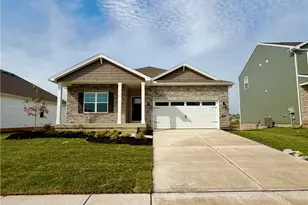 468 Hollywood Blvd, Xenia, OH 45385 - Photo 1