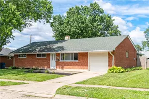 5415 Mangold Dr, Huber Heights, OH 45424 - Photo 1