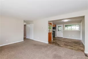 5415 Mangold Dr, Huber Heights, OH 45424 - Photo 8