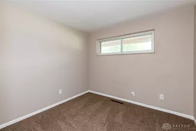 5415 Mangold Drive, Huber Heights, OH 45424 - Photo 32