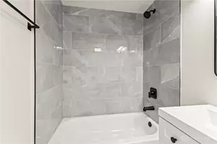 1015 Van Arden Dr, Vandalia, OH 45377 - Photo 40