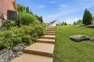 295 N Hills Blvd, Springboro, OH 45066 - Photo 58