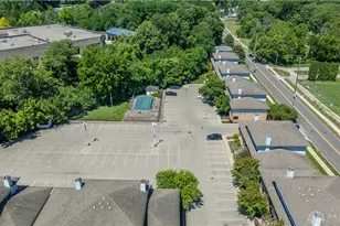 978 Irving Ave, Dayton, OH 45419 - Photo 6