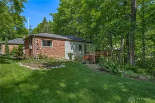 1826 Shady Ln, Beavercreek, OH 45432 - Photo 26