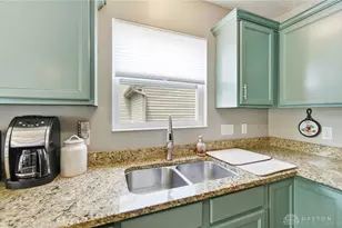 6914 Buell Ln, Huber Heights, OH 45424 - Photo 10