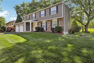 4578 Falcon Cir, Dayton, OH 45424 - Photo 2