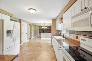 4578 Falcon Cir, Dayton, OH 45424 - Photo 14