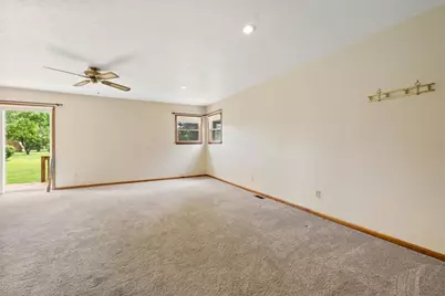 9305 Wildcat Road, Bethel Twp, OH 45371 - Photo 24