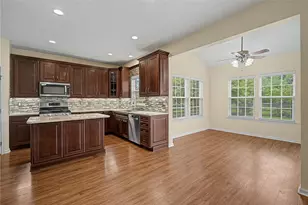 1623 N Wood Creek Dr, Clear Creek Township, OH 45458 - Photo 10