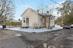 124 N Harbine Ave, Dayton, OH 45403 - Photo 2
