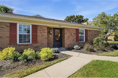 956 Patriot Square Drive, Washington Twp, OH 45459 - Photo 4