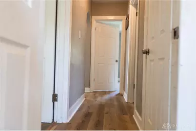 1727 W Riverview Avenue, Dayton, OH 45402 - Photo 6